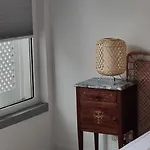 Cozy Room Close To Cascais Downtown