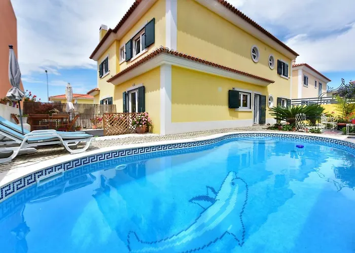 J&B Guincho Villa