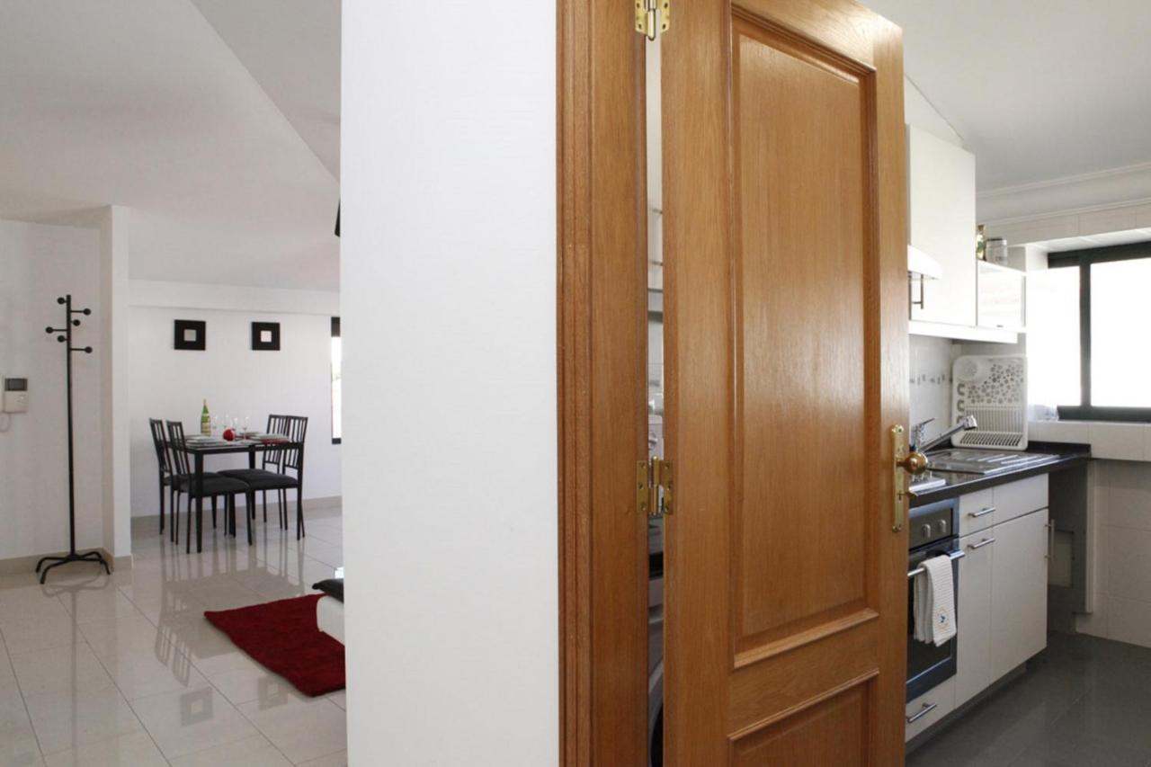 Wondrous Terrace In Center Apartamento