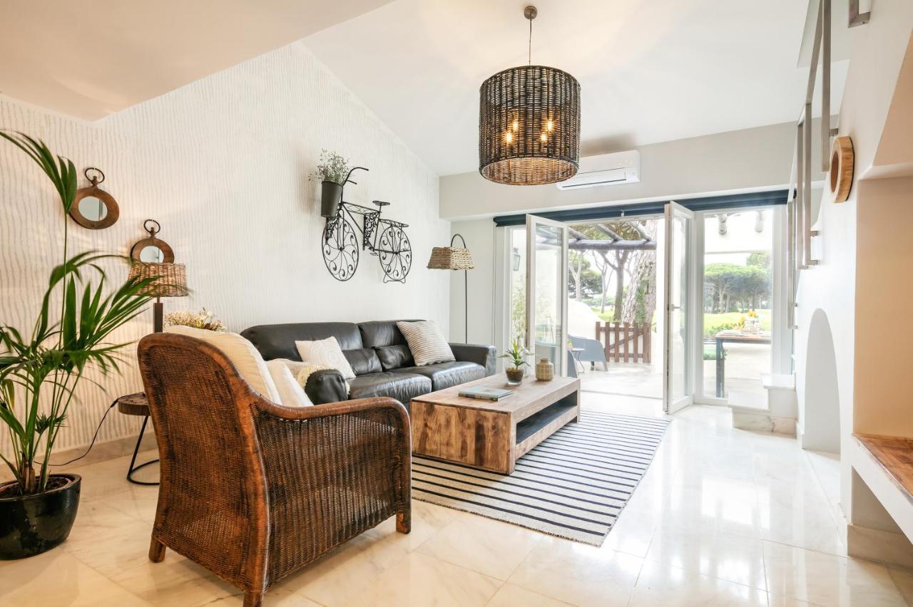 Charming Golf & Beach Villa *