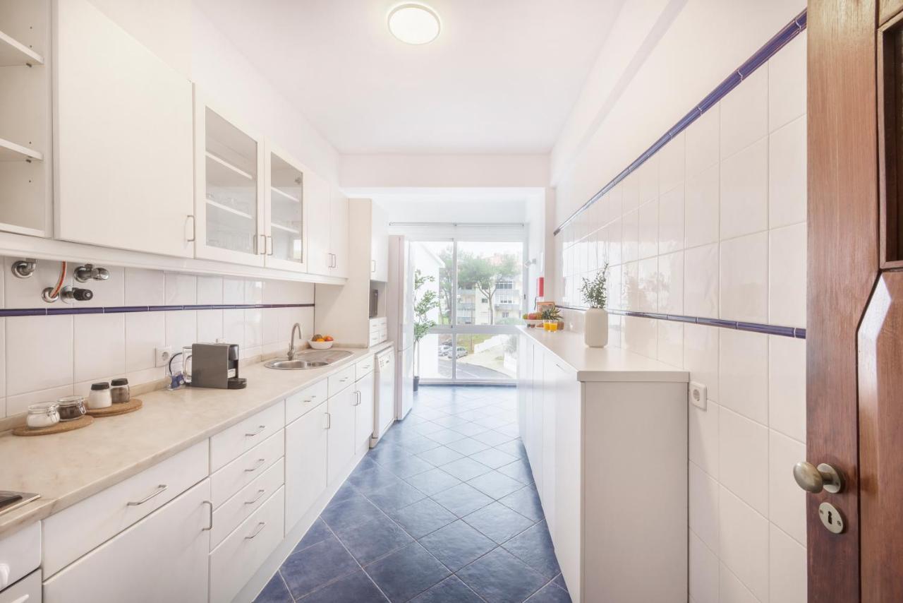 We By Olala Homes Apartment *