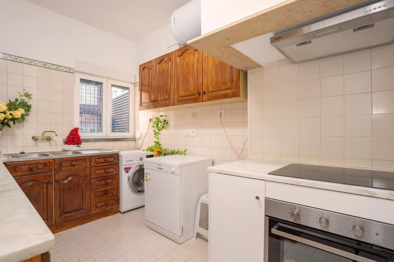 Happy Apartment