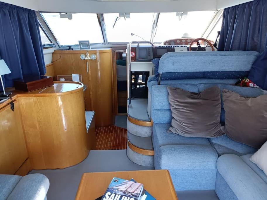 Barco Buzios Iii *