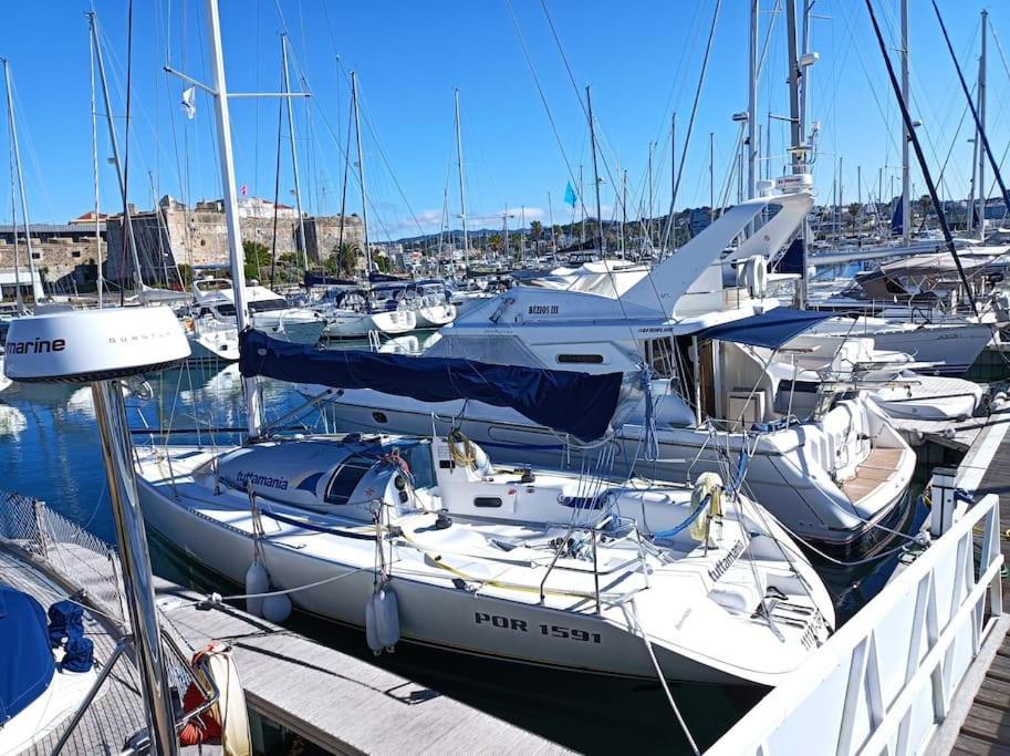 Botel Barco Buzios Iii Cascais