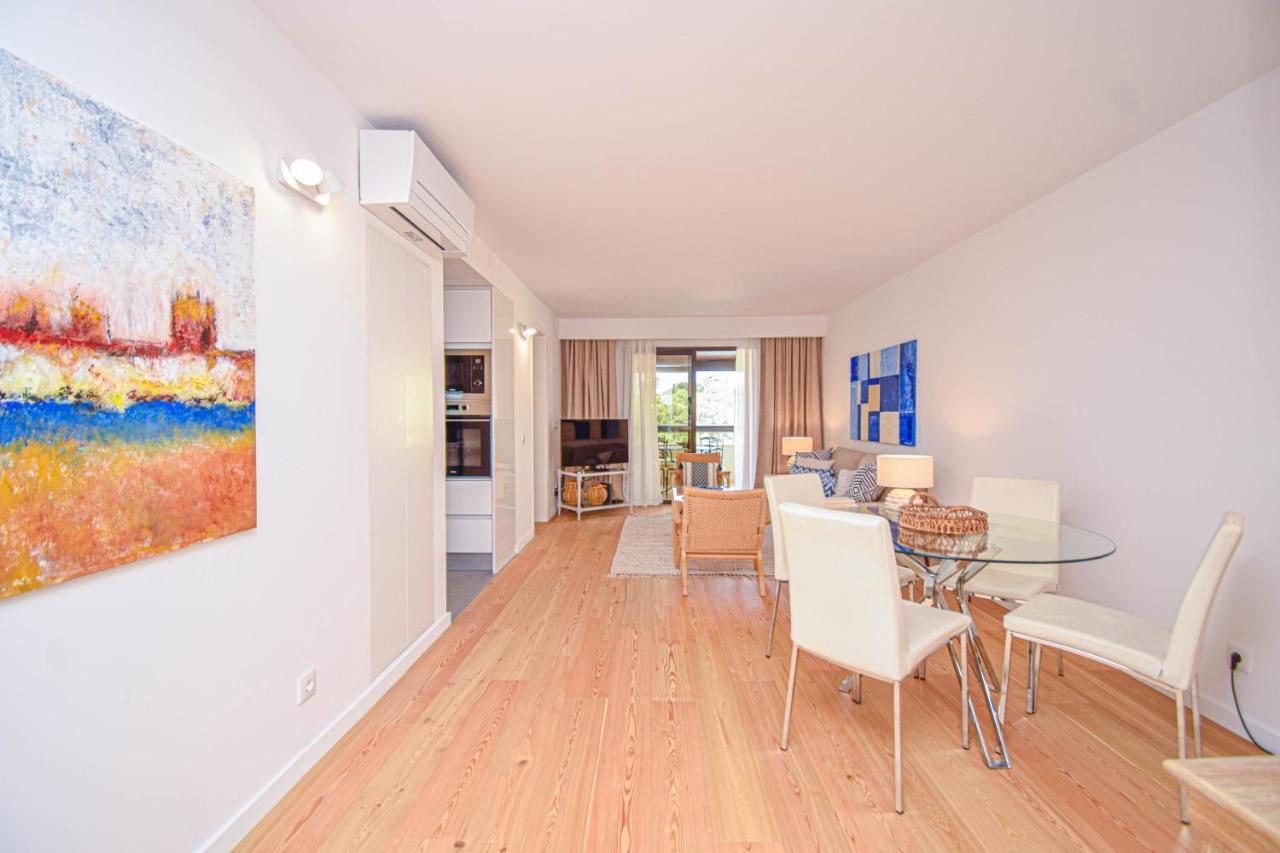 Stylish One Bedroom With Swimming Pool Apartment