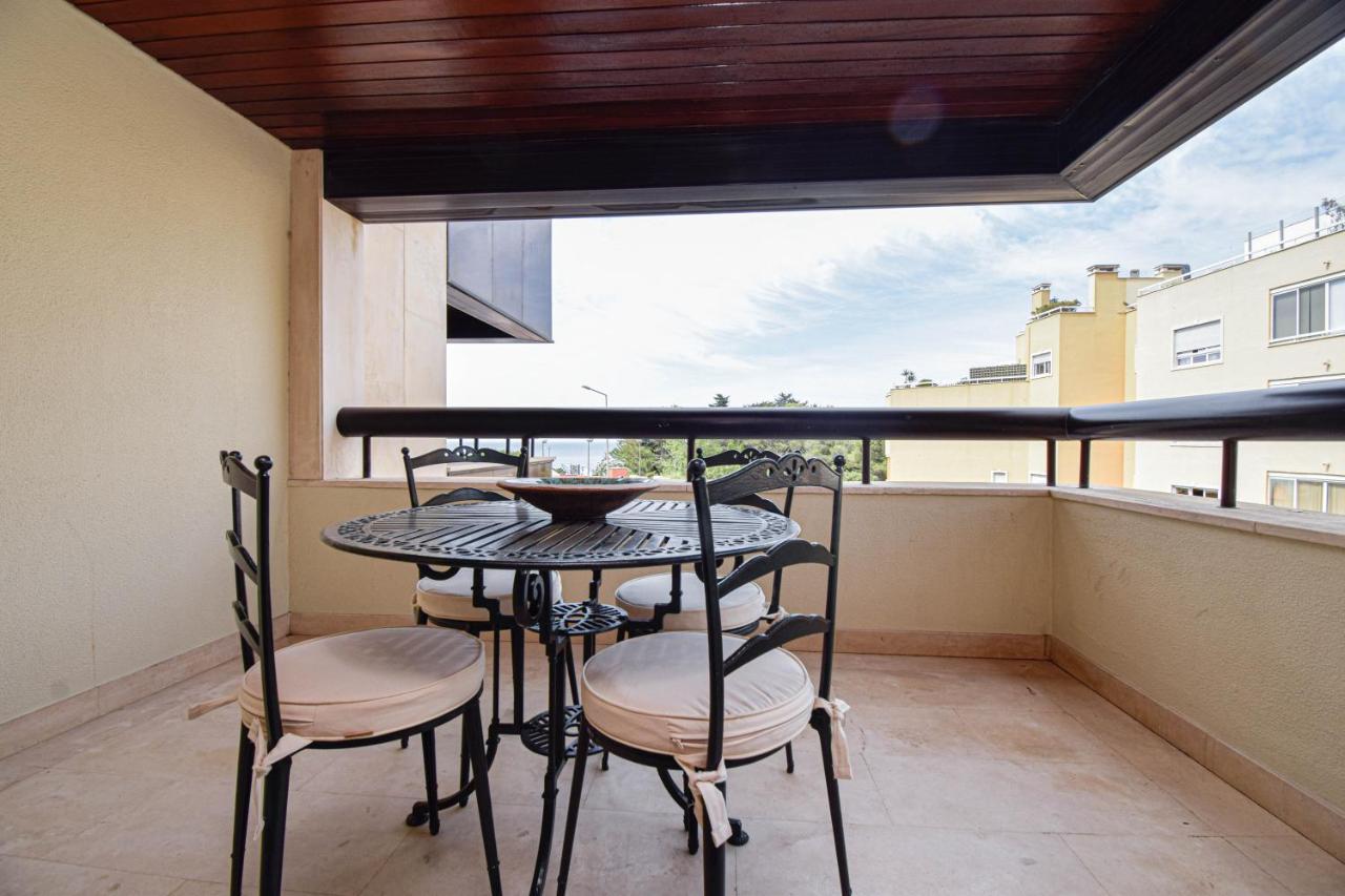 Stylish One Bedroom With Swimming Pool Cascais