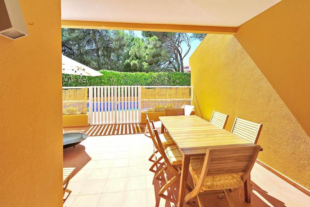 Apartment Tropical Pool View - Checkinhome