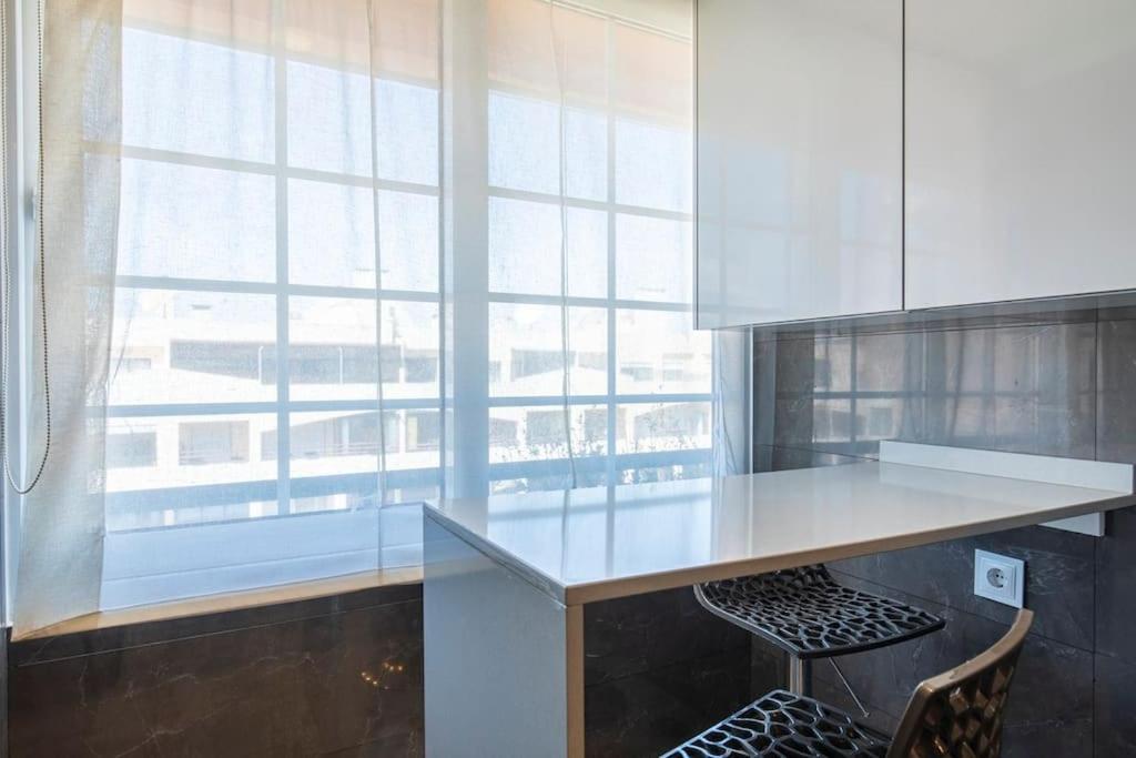 Seaview Luxury Apartment *