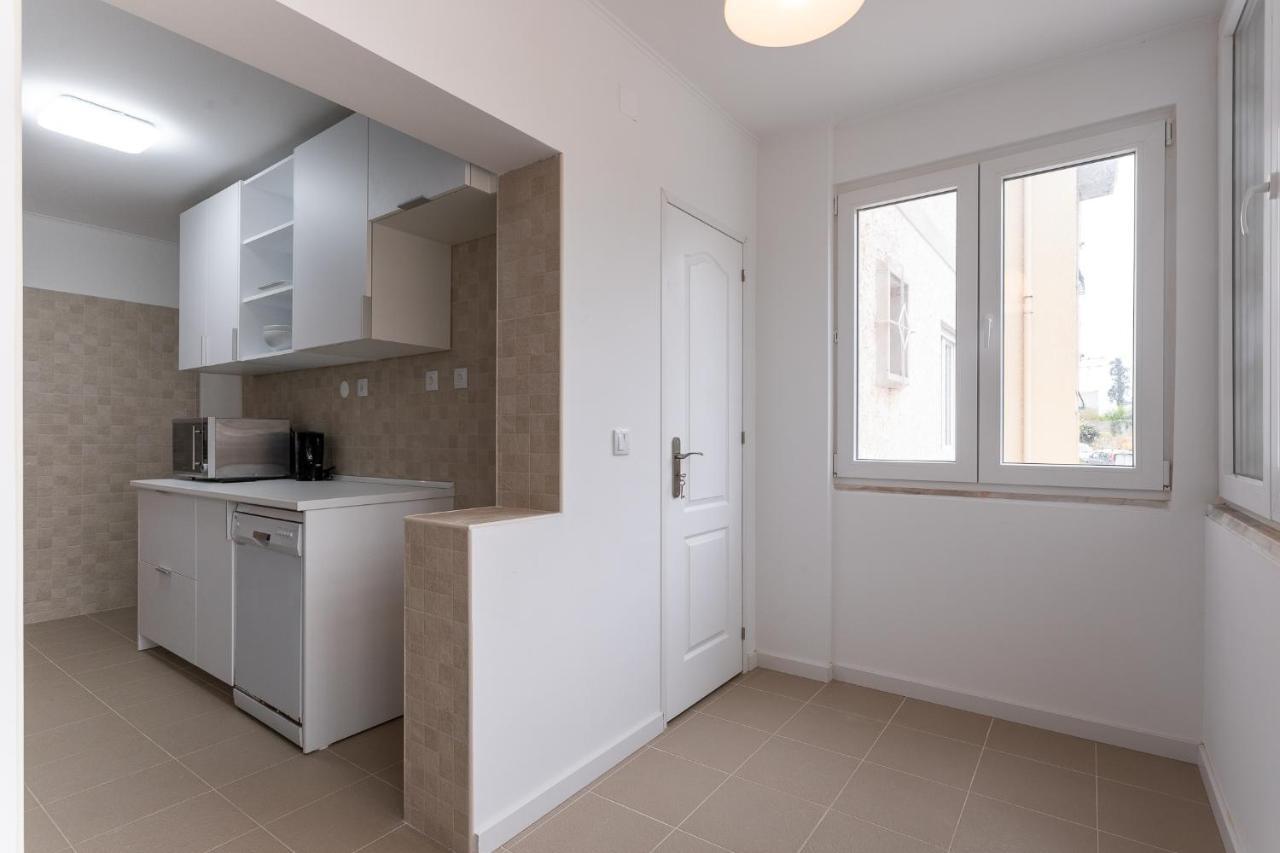 Av Sintra Mhouse Lease Cascais