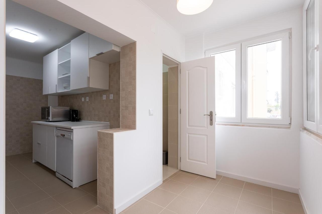 Av Sintra Mhouse Lease Cascais
