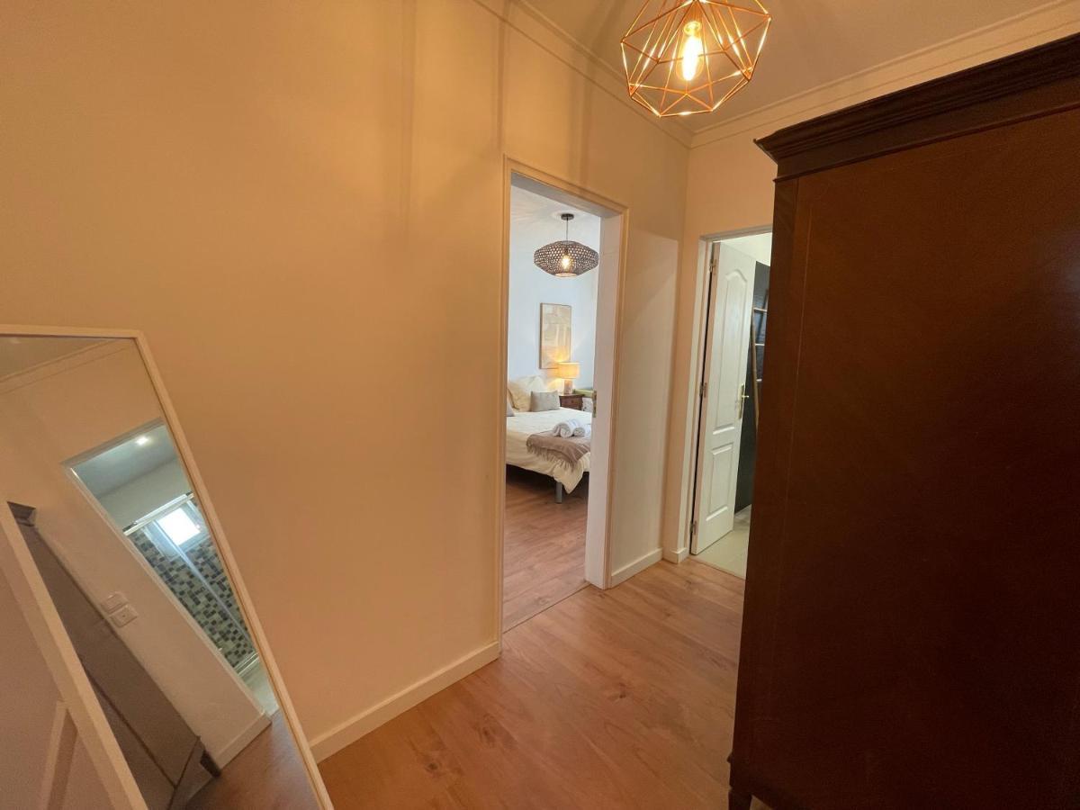 Av Sintra Mhouse Lease Apartment Cascais