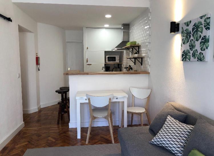 New On The * Cascais