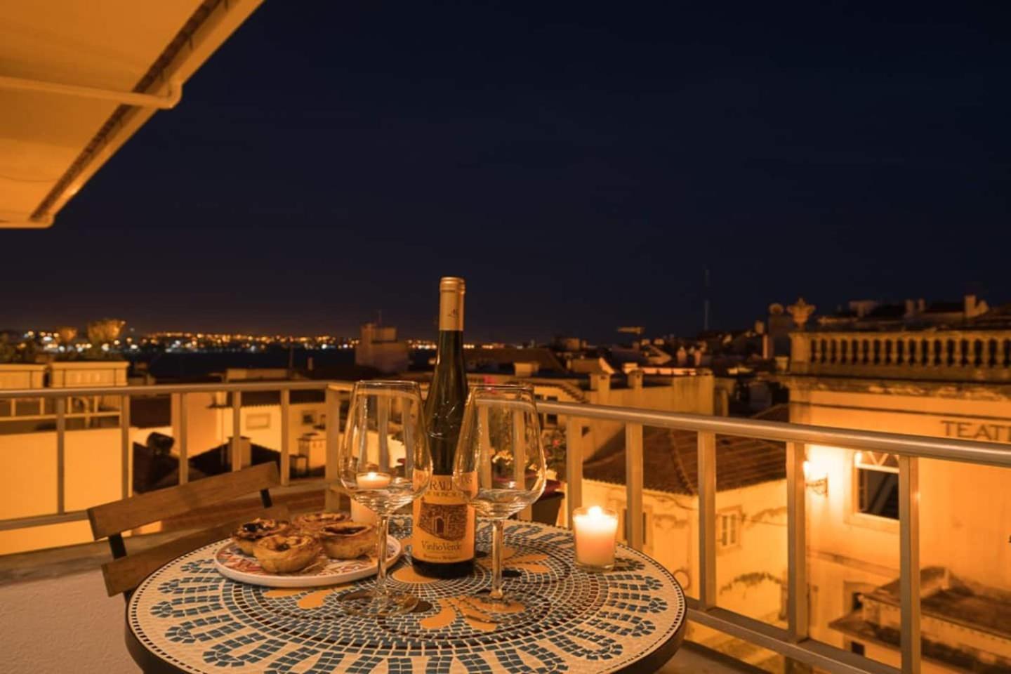Sea View Wterrace 2 Mins From In Old Town Apartamento