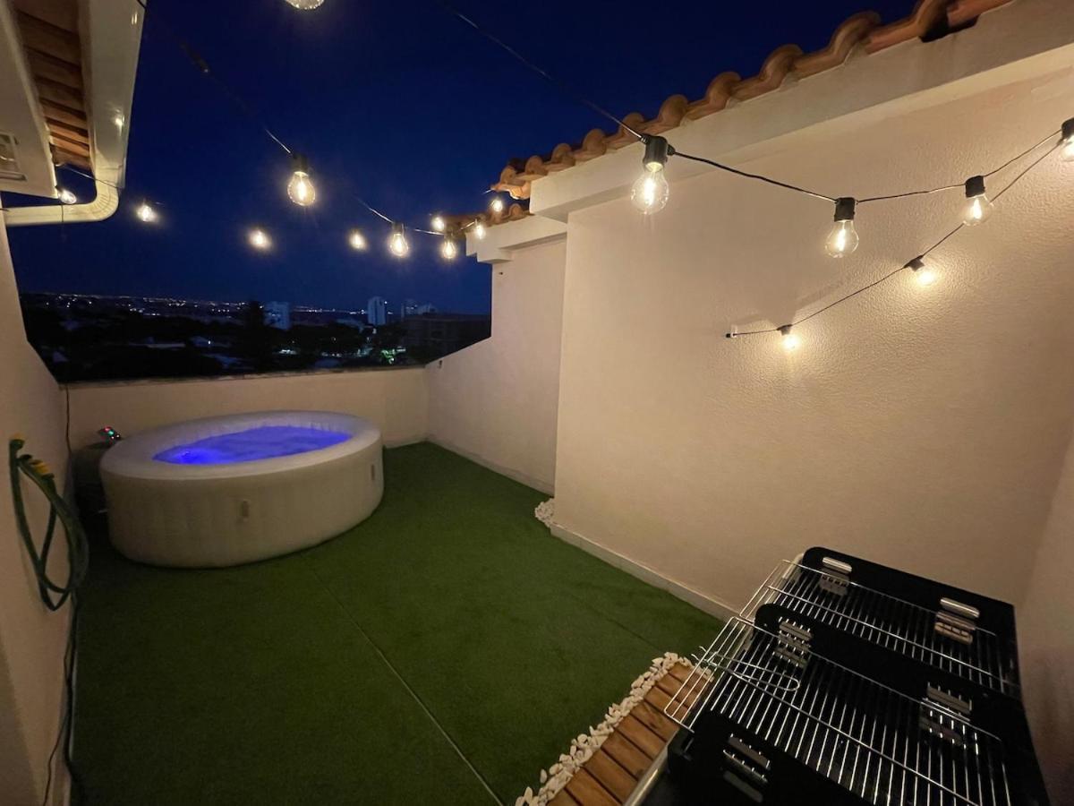 With A View Apartment *