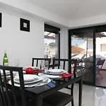 Wondrous Terrace Apartment In Cascais Center