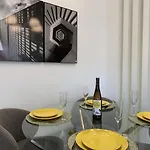 Cascais Downtown Premium Apartment 1