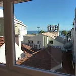 Cascais Downtown Apartment With Sea View