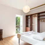 Parede Apartment 2