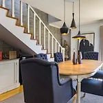 Penthouse Duplex Rooftop Jacuzzi 4 Rooms 6 Beds 8 Persons