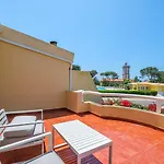 Seafront Unit 2