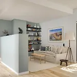 Cascais Contemporary Villa By Cadenzalux