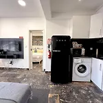 Luxury Apartment In Center Cascais