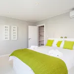 Bright Visconde Apartment