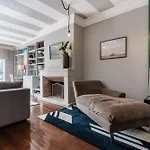 Chique And Spacious Flat In Cascais