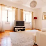 Cascais Bay - 100M From The Beach