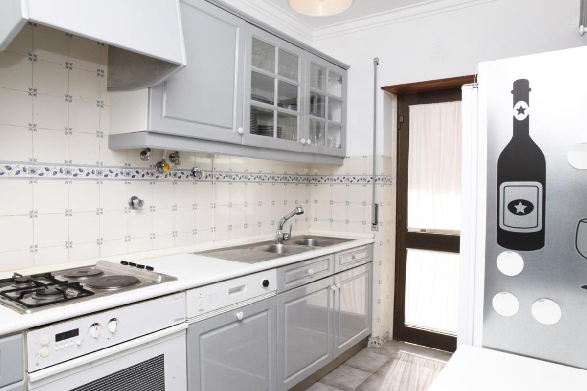 Apartment Guia's Gorgeous & Spacious