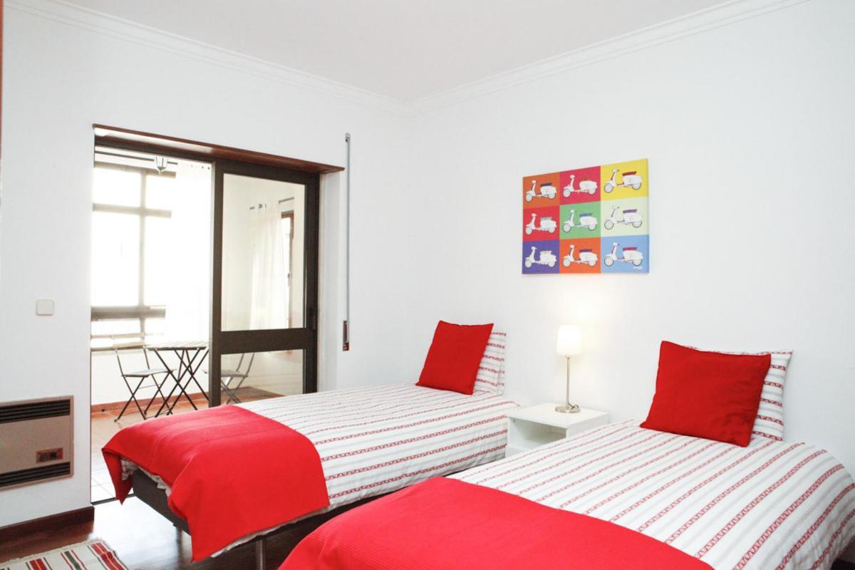 Guia's Gorgeous & Spacious Apartment