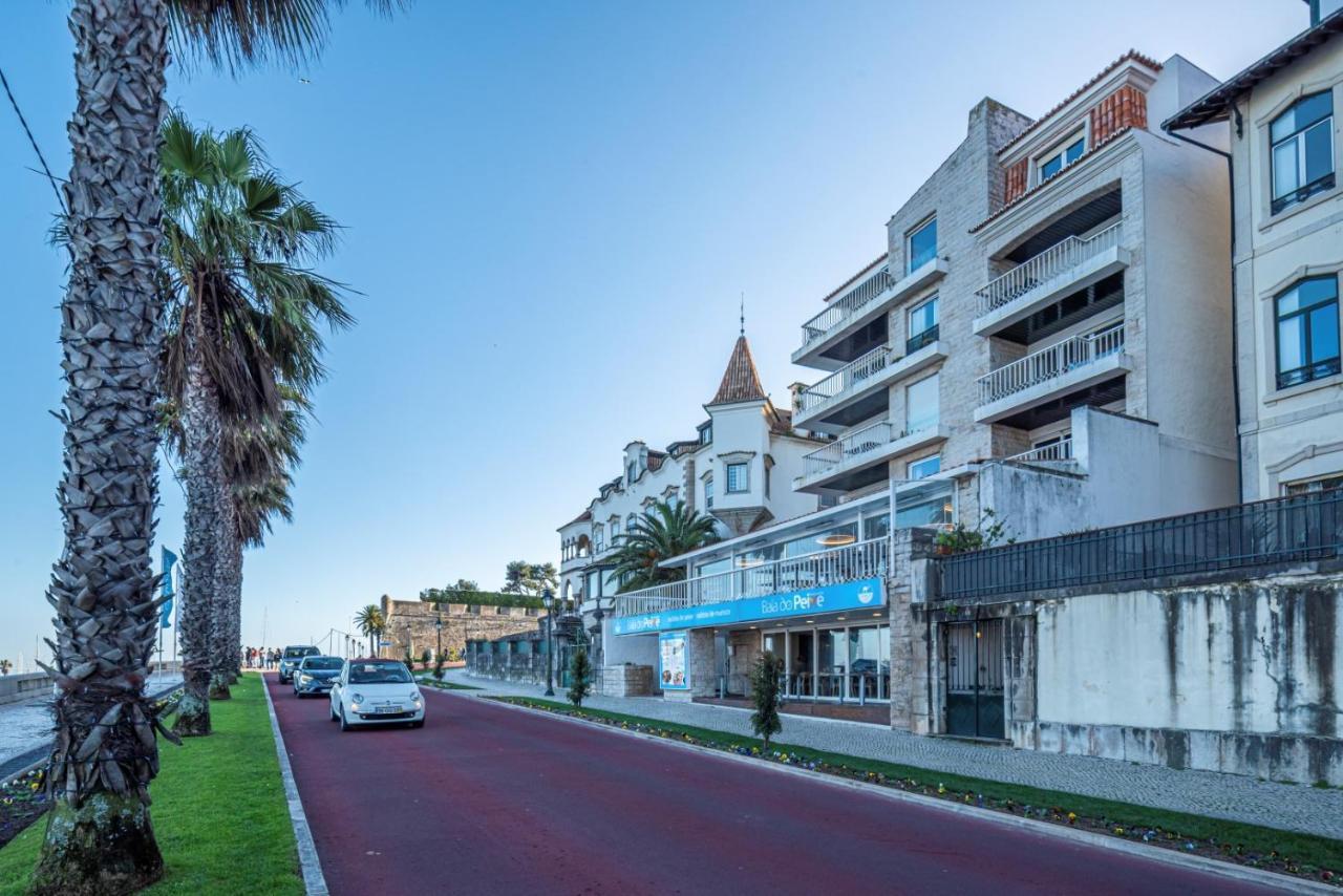 Bay Terraces Apartment *