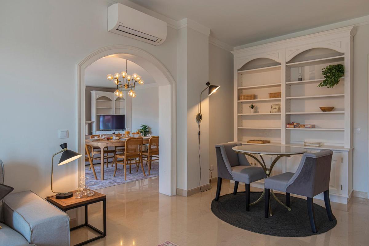 Luxury Colina Park Apartment *