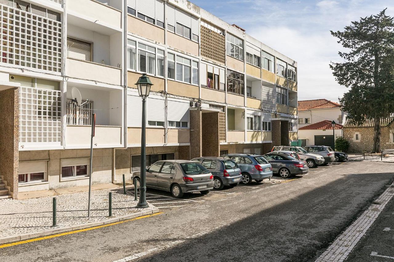 Comfortable And Central Apartment Cascais