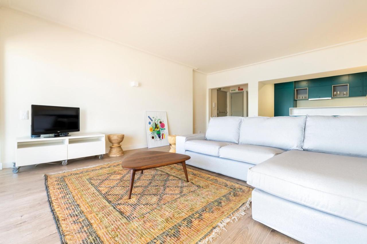 Bay Terrace Iii *