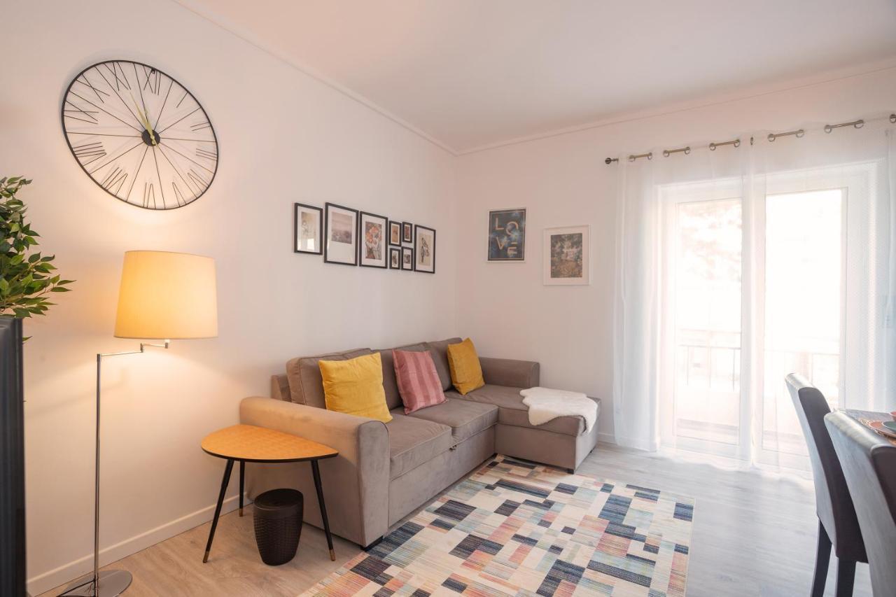 Happy Apartment *