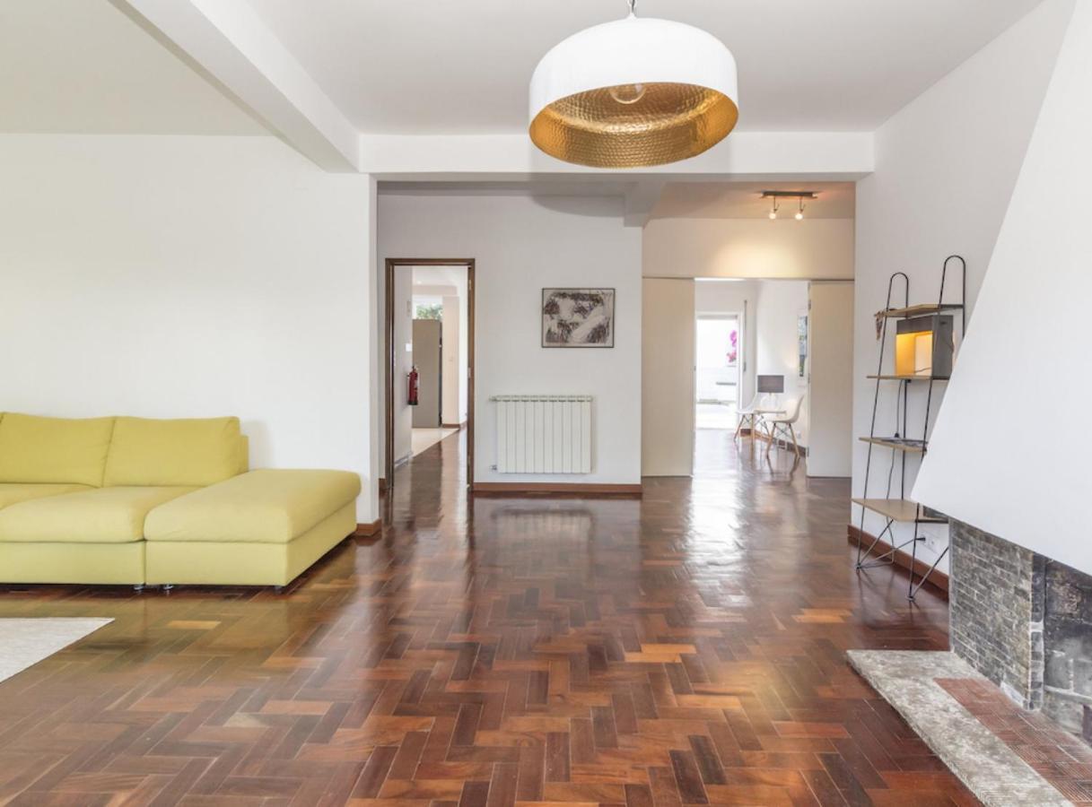 Villa Lovely With 3 Bedrooms And Swimming Pool *