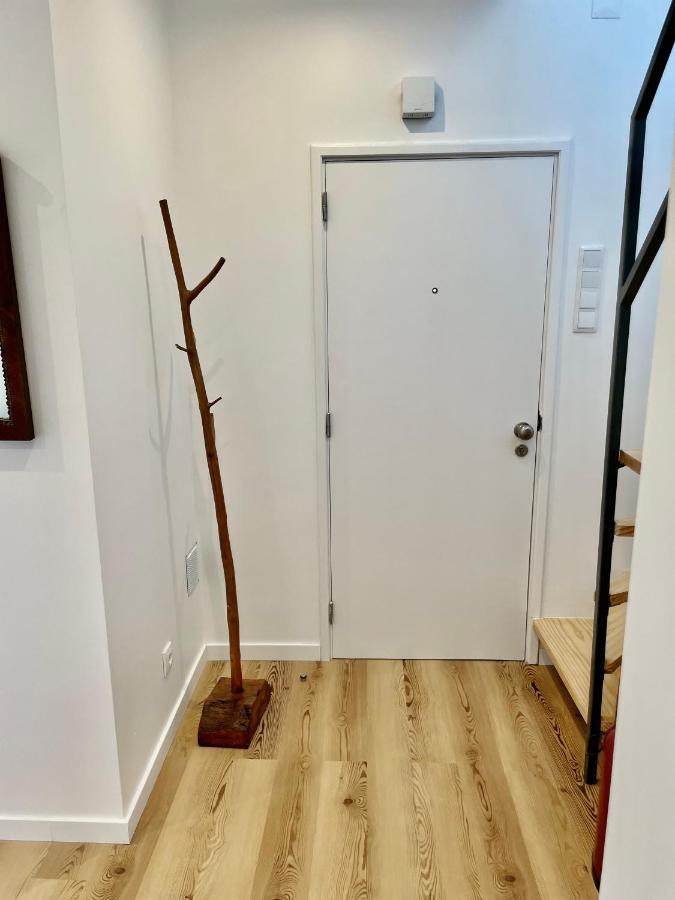 3 Bedroom Apt *