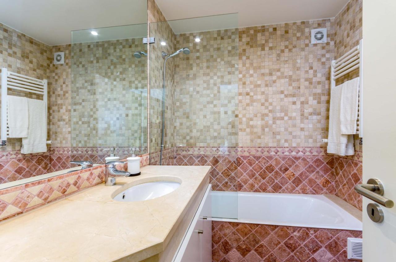 Apartment Penthouse Duplex Rooftop Jacuzzi 4 6 Beds 8 Persons *