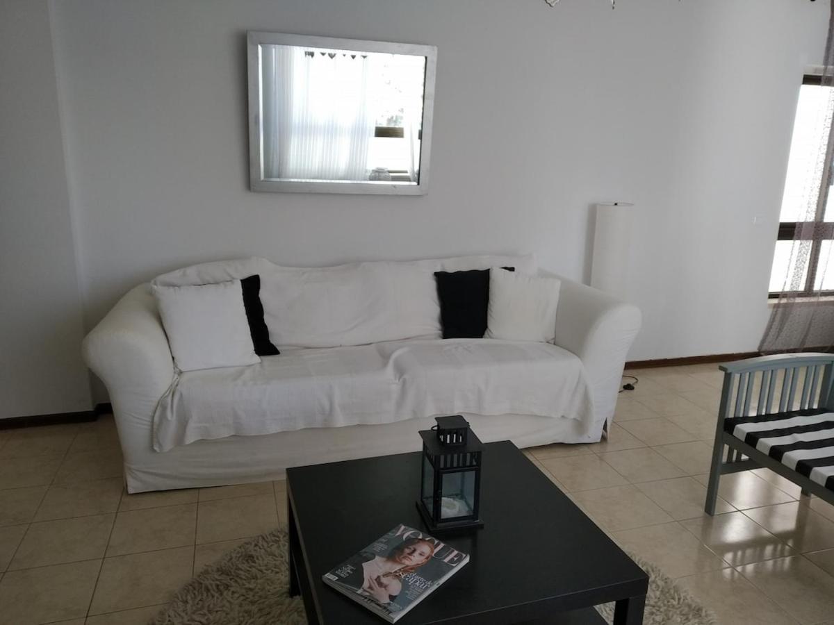 Excellent 2 Bedroom In Center Apartment Cascais