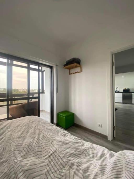 Apartment Flott Sentrumsnaer Med Egen Parkering
