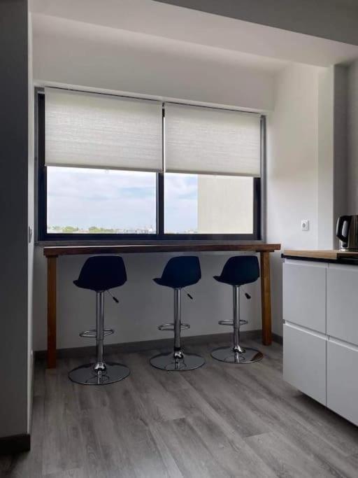 Apartment Flott Sentrumsnaer Med Egen Parkering Cascais