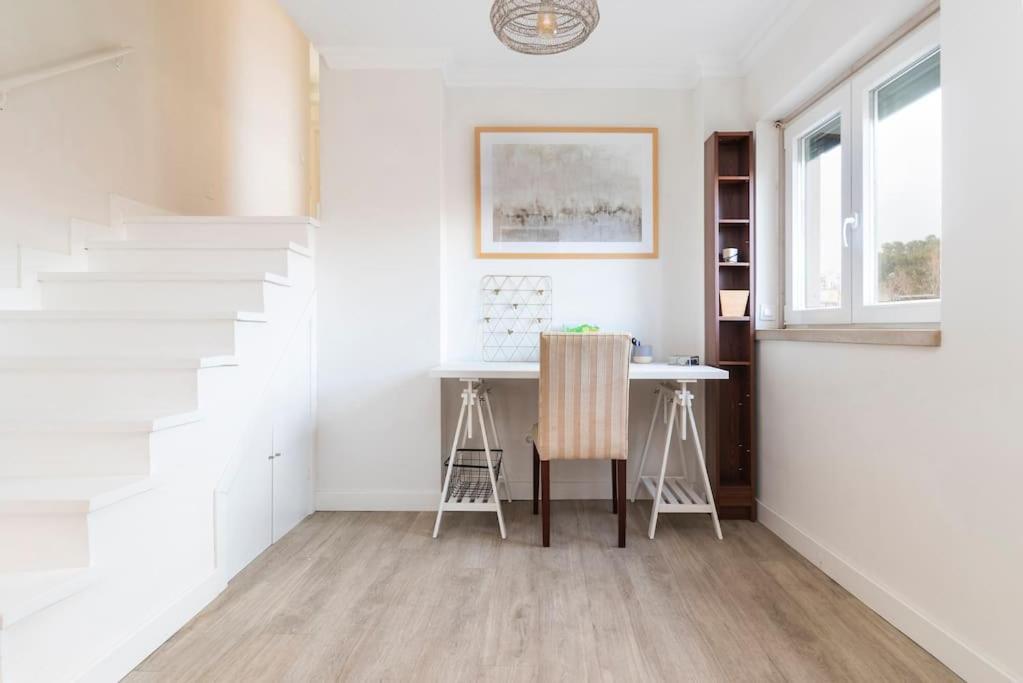 Center 3 Bdr - Family Haven Apartment