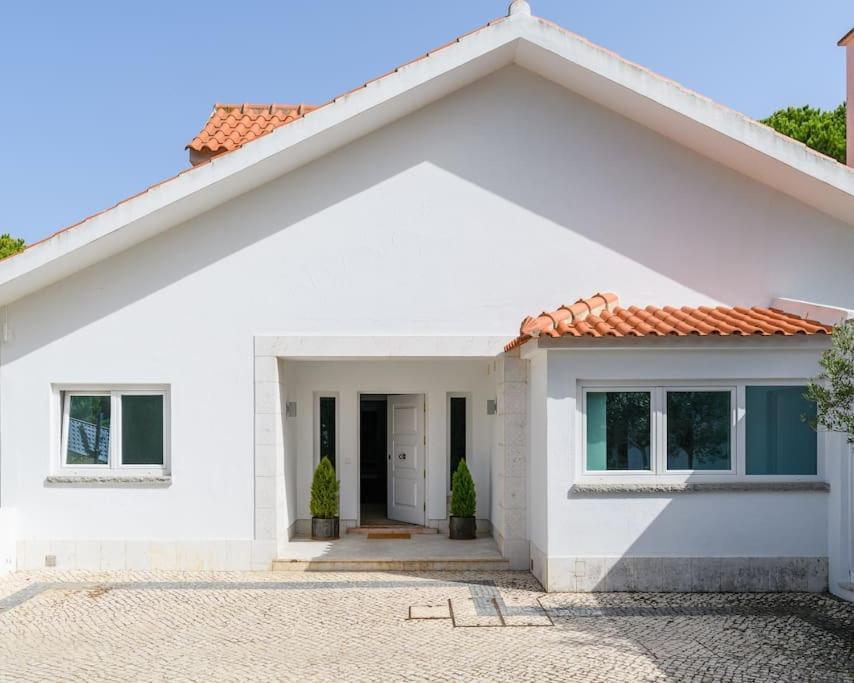 Monza Villa *