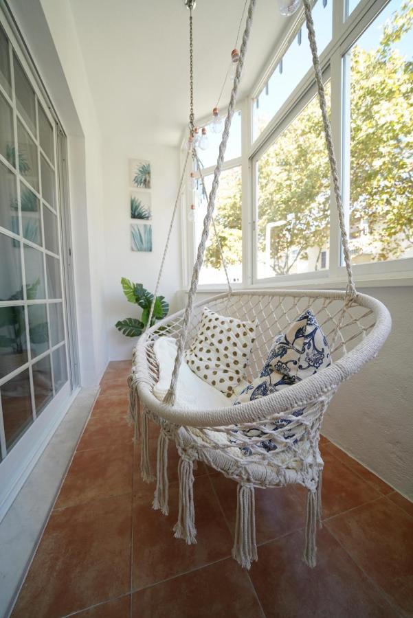Apartment 2 Bedroom With Sunny Terrace Cascais