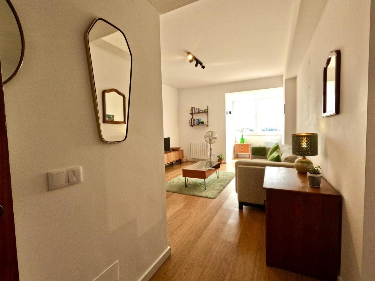 Peaceful & Panoramic Views Apartment, * Cascais