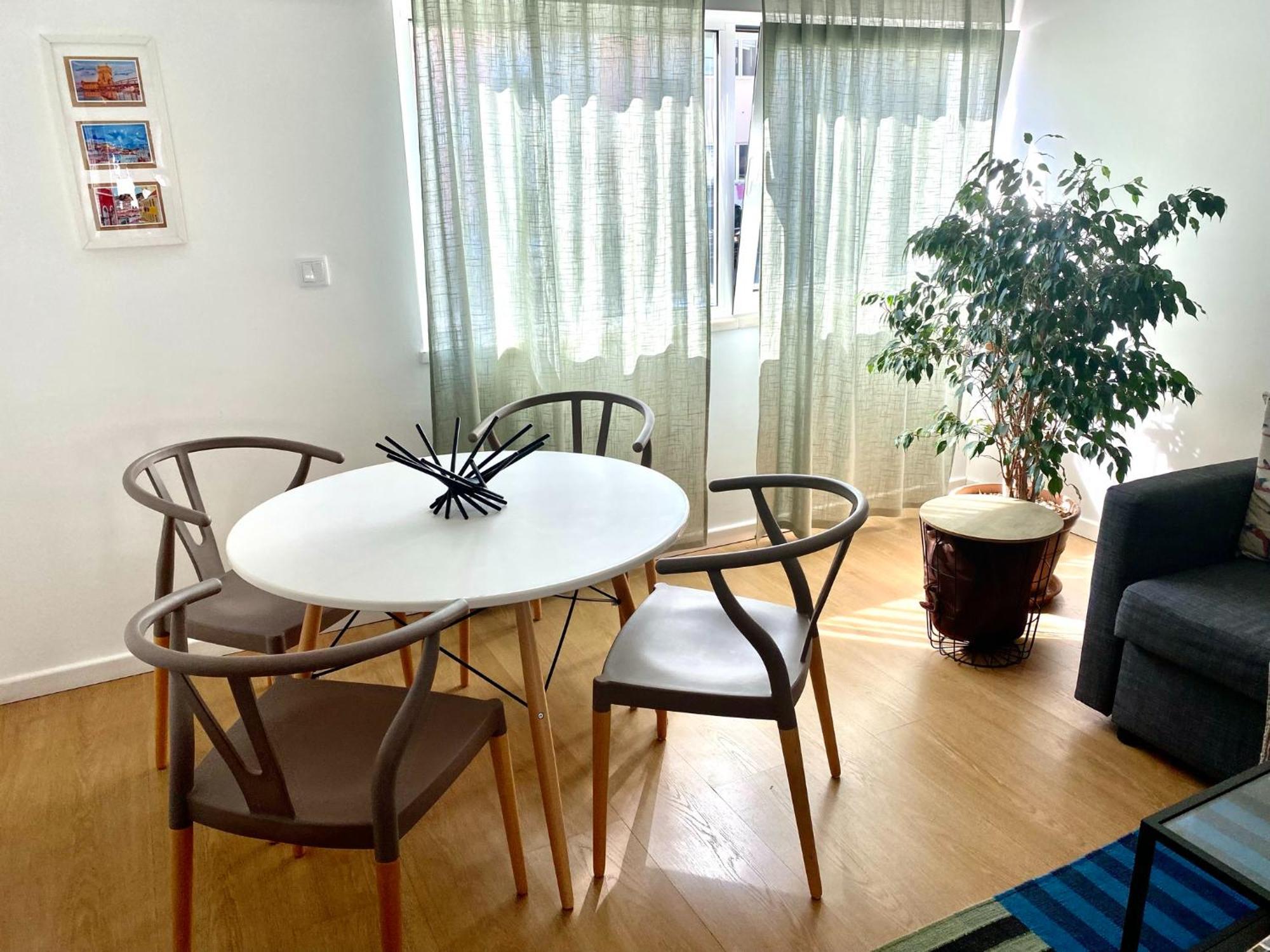 Feel Center 2bd * Cascais