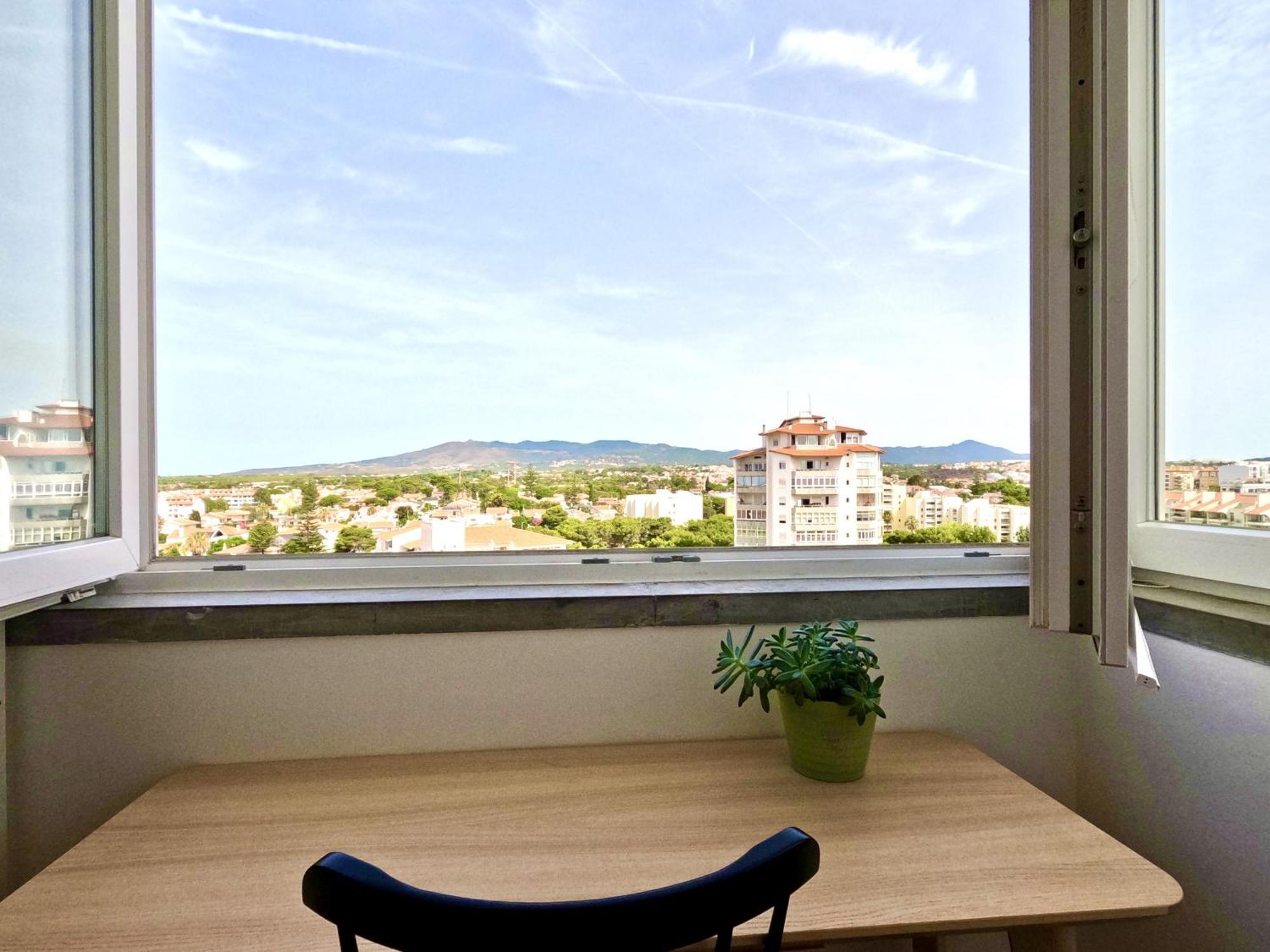 Apartment Peaceful & Panoramic Views Apartment,
