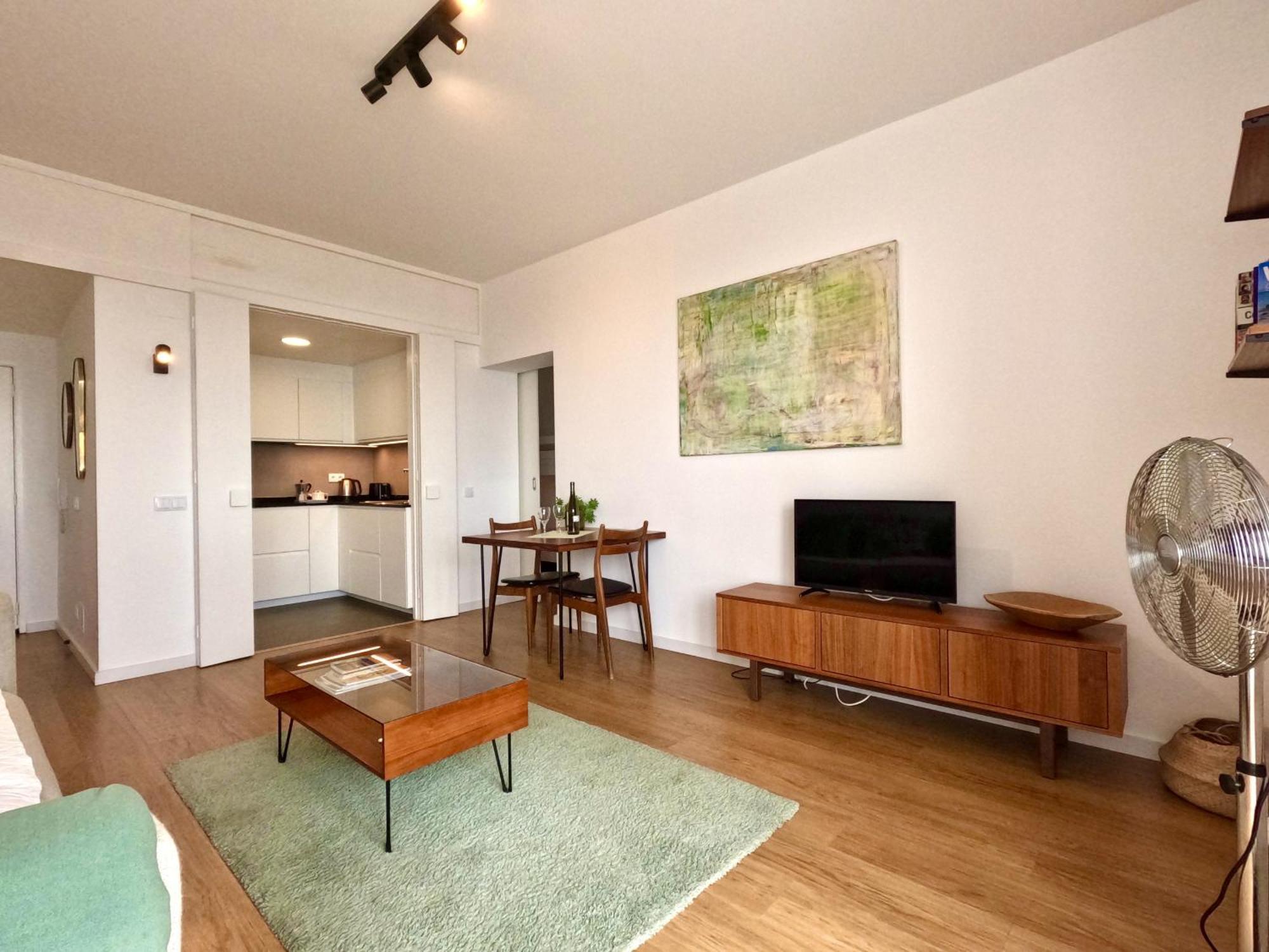 Apartment Peaceful & Panoramic Views Apartment, *