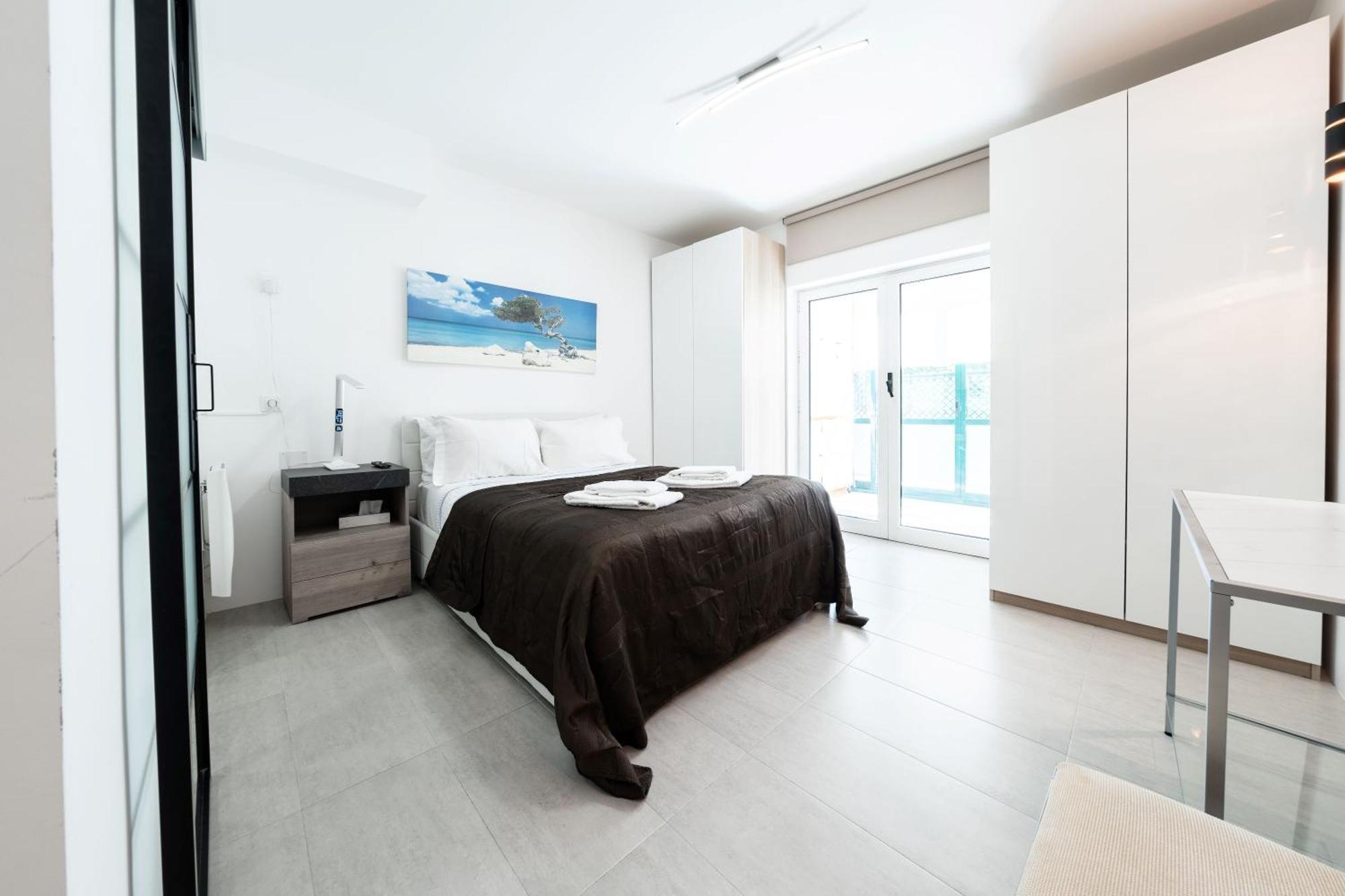 Luxury Near Town & Marina *